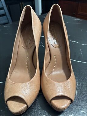 BCBGMaxAzria All leather made in Brazil Tan Peep-Toe Leather Pumps